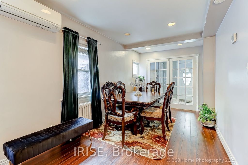 Photo of 43 Mould Avenue, Toronto, ON M6N 3Z8 (MLS # W12687320)