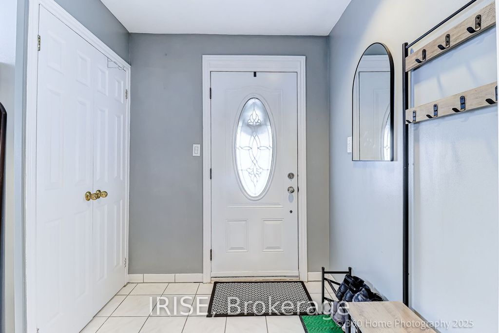 Photo of 43 Mould Avenue, Toronto, ON M6N 3Z8 (MLS # W12687320)