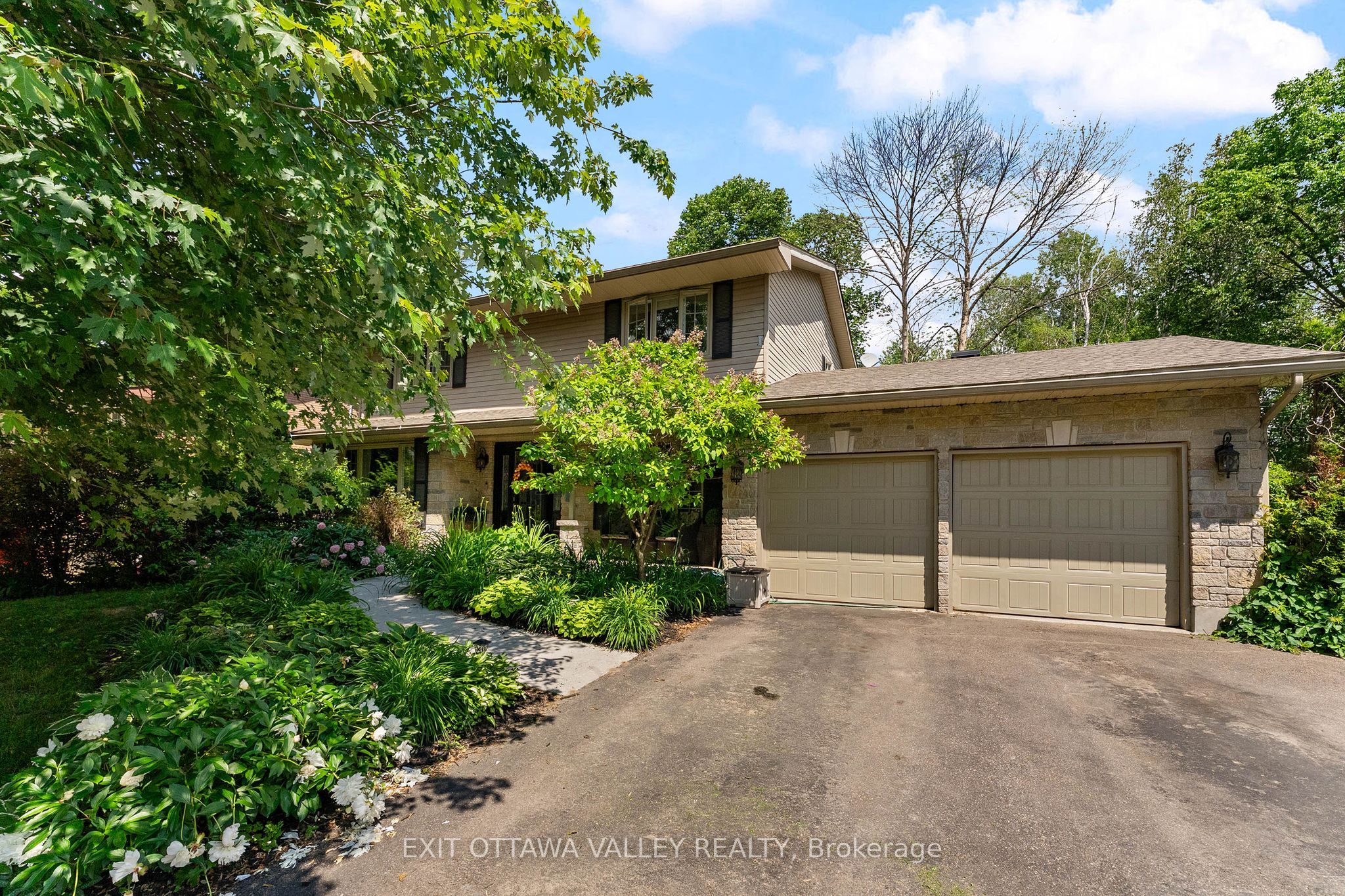 605 Elizabeth Street - Photo 3