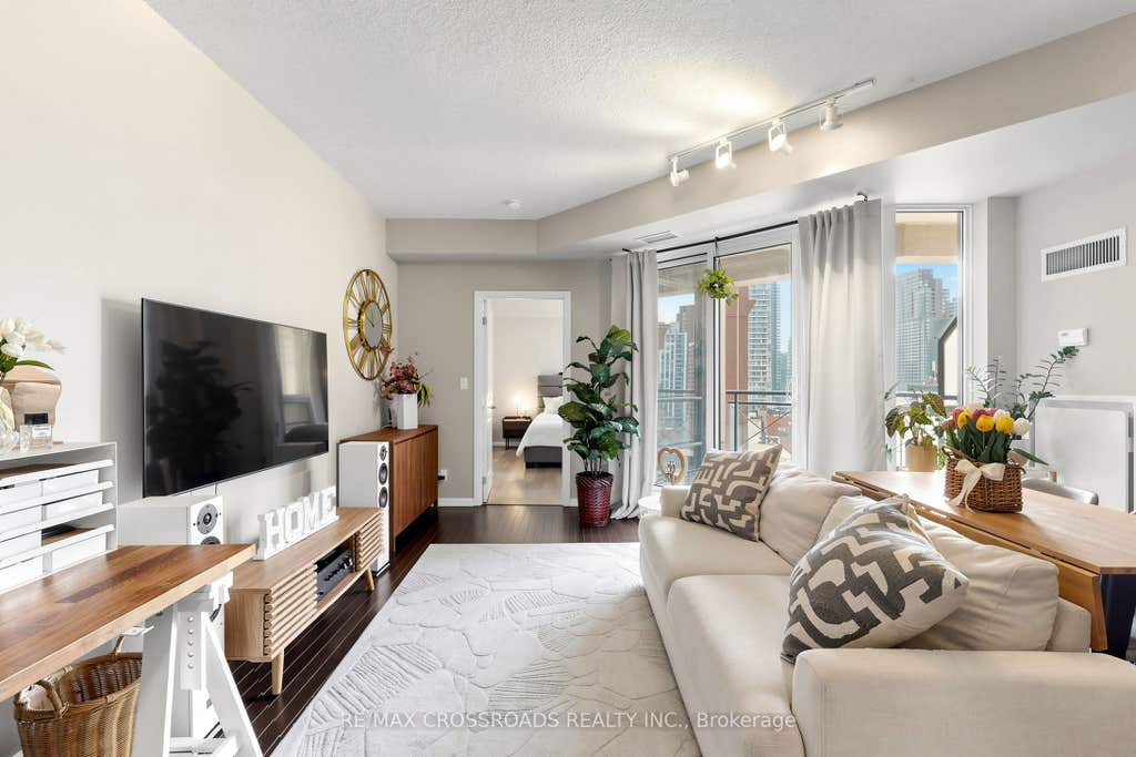 Photo of 35 Hayden Street #1201, Toronto, ON M4Y 3C3 (MLS # C13576800)
