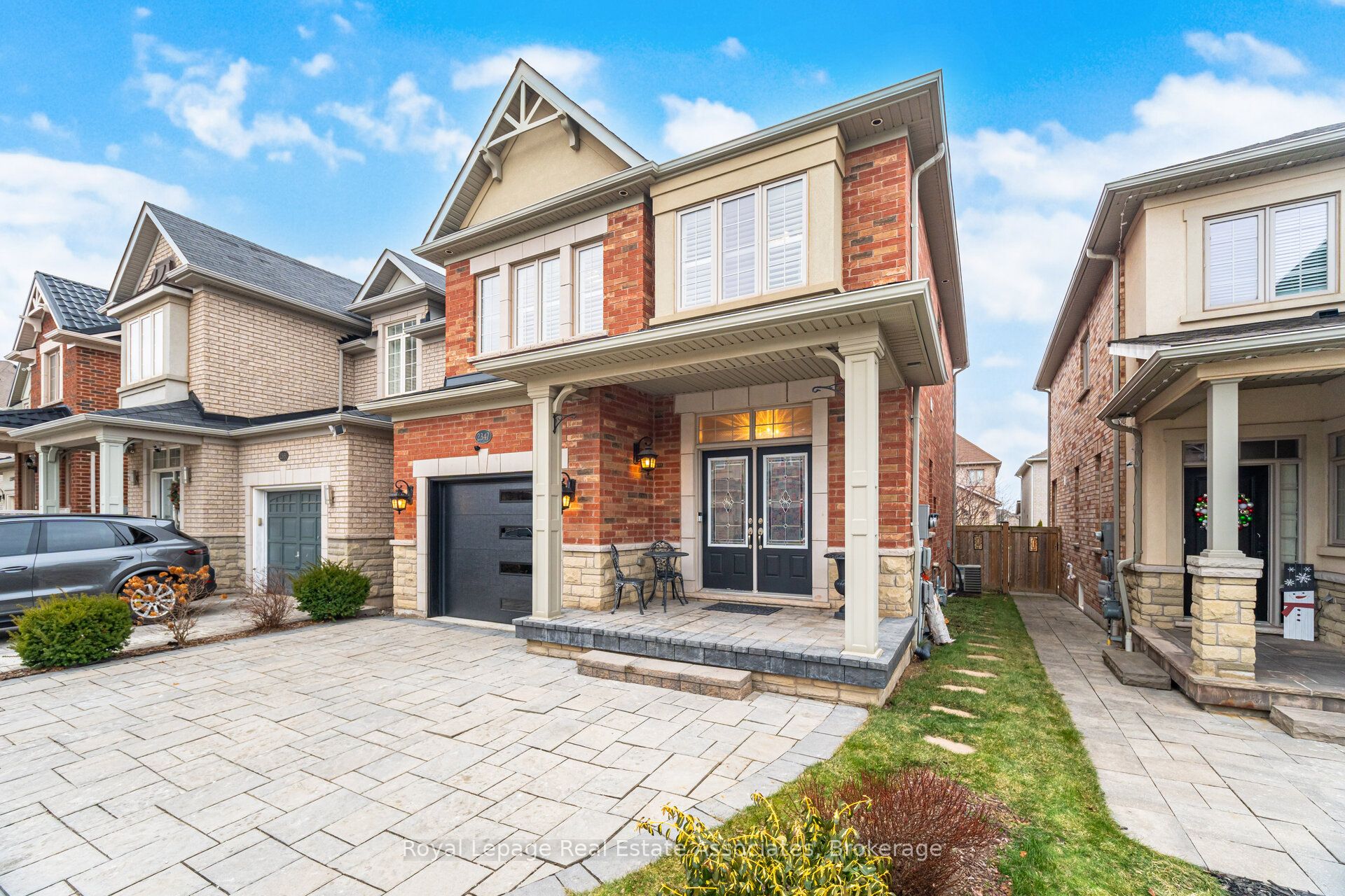 2347 Quetico Crescent