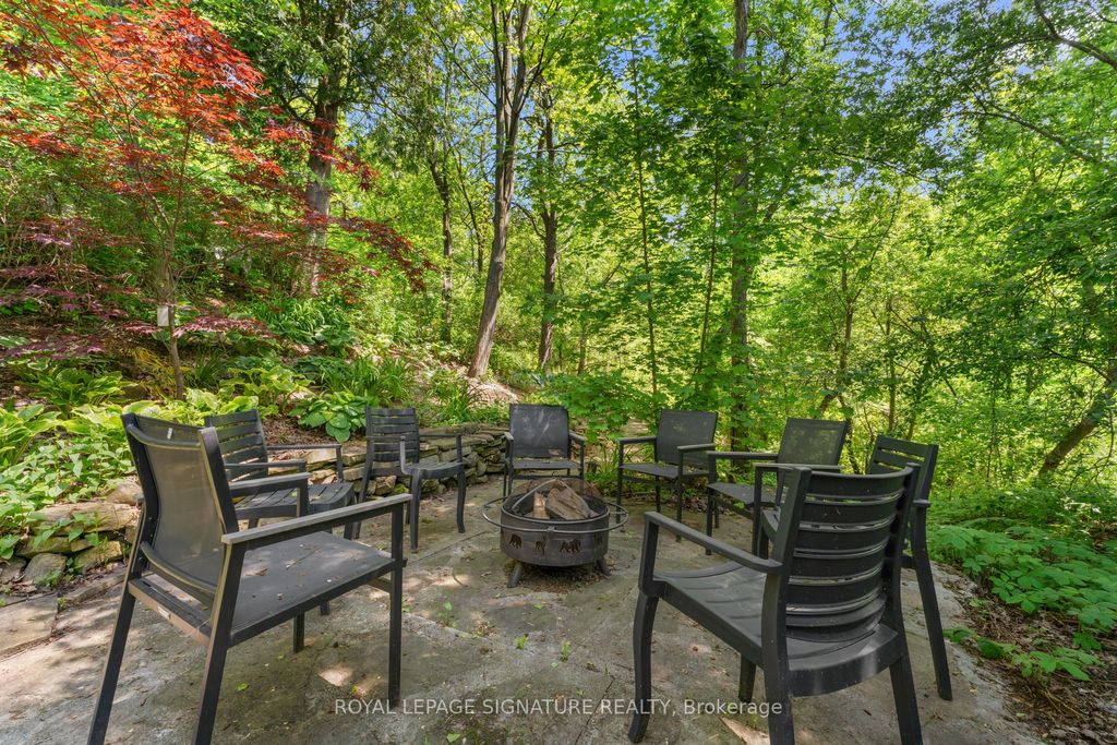Photo of 47 Don Valley Drive, Toronto, ON M4K 2J1 (MLS # E13170234)