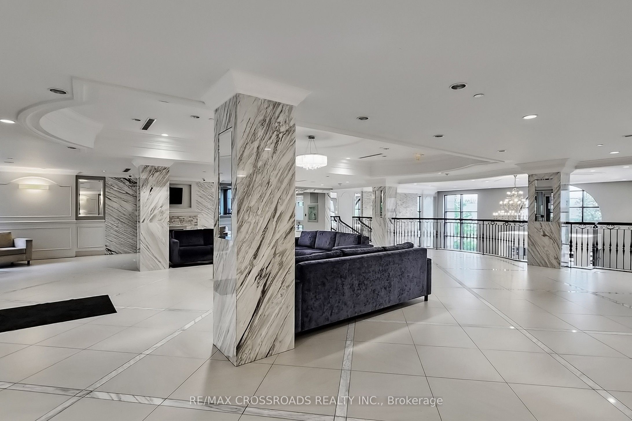 99 South Town Centre Boulevard 109