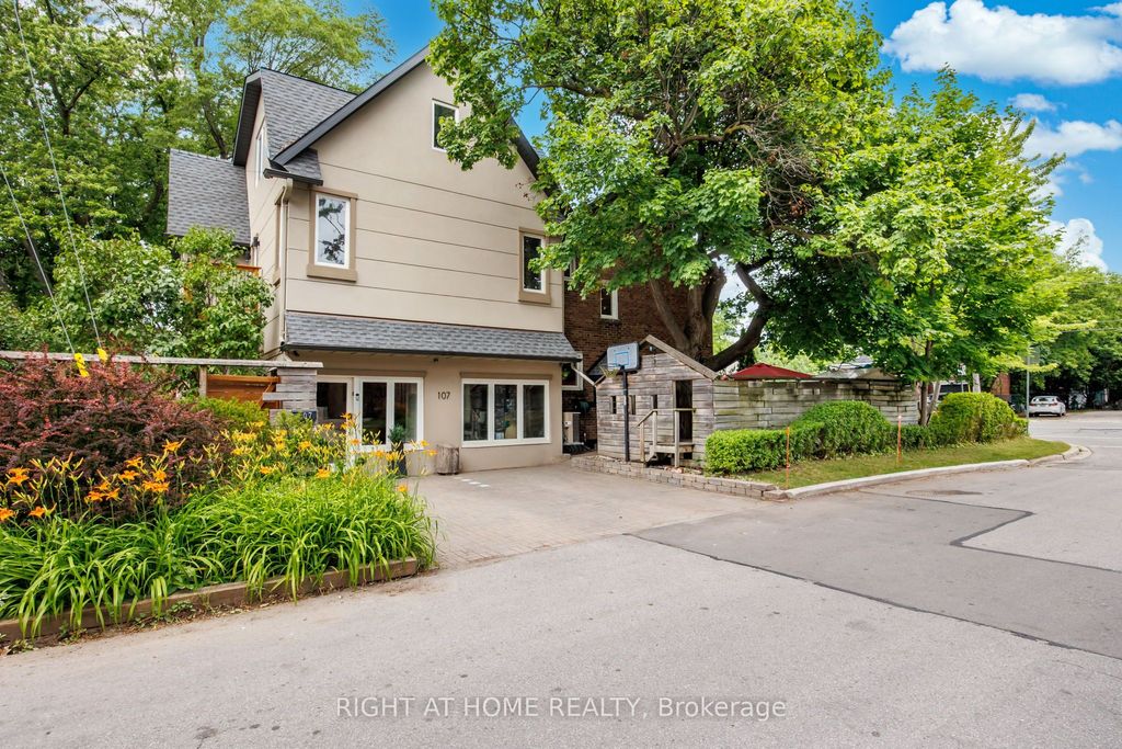 Photo of 107 Otter Crescent, Toronto, ON M5N 2W9 (MLS # C12351753)