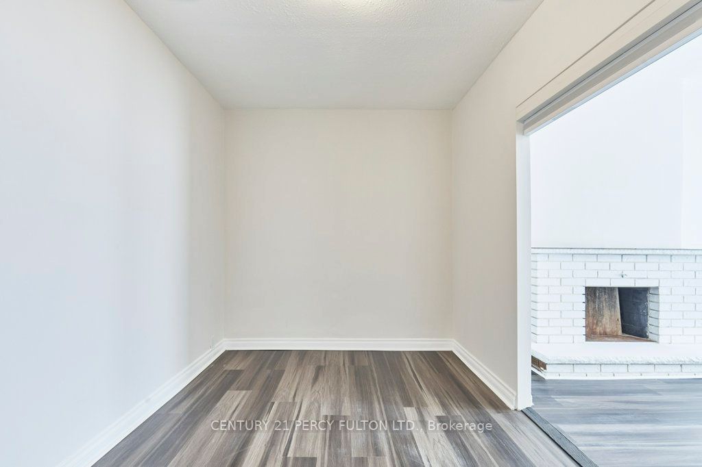 471 Shaw Street