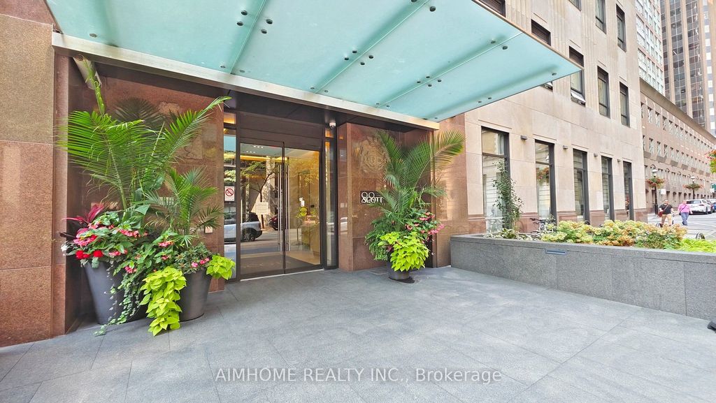 Photo of 88 Scott Street #3005, Toronto, ON M5E 0A9 (MLS # C13226246)