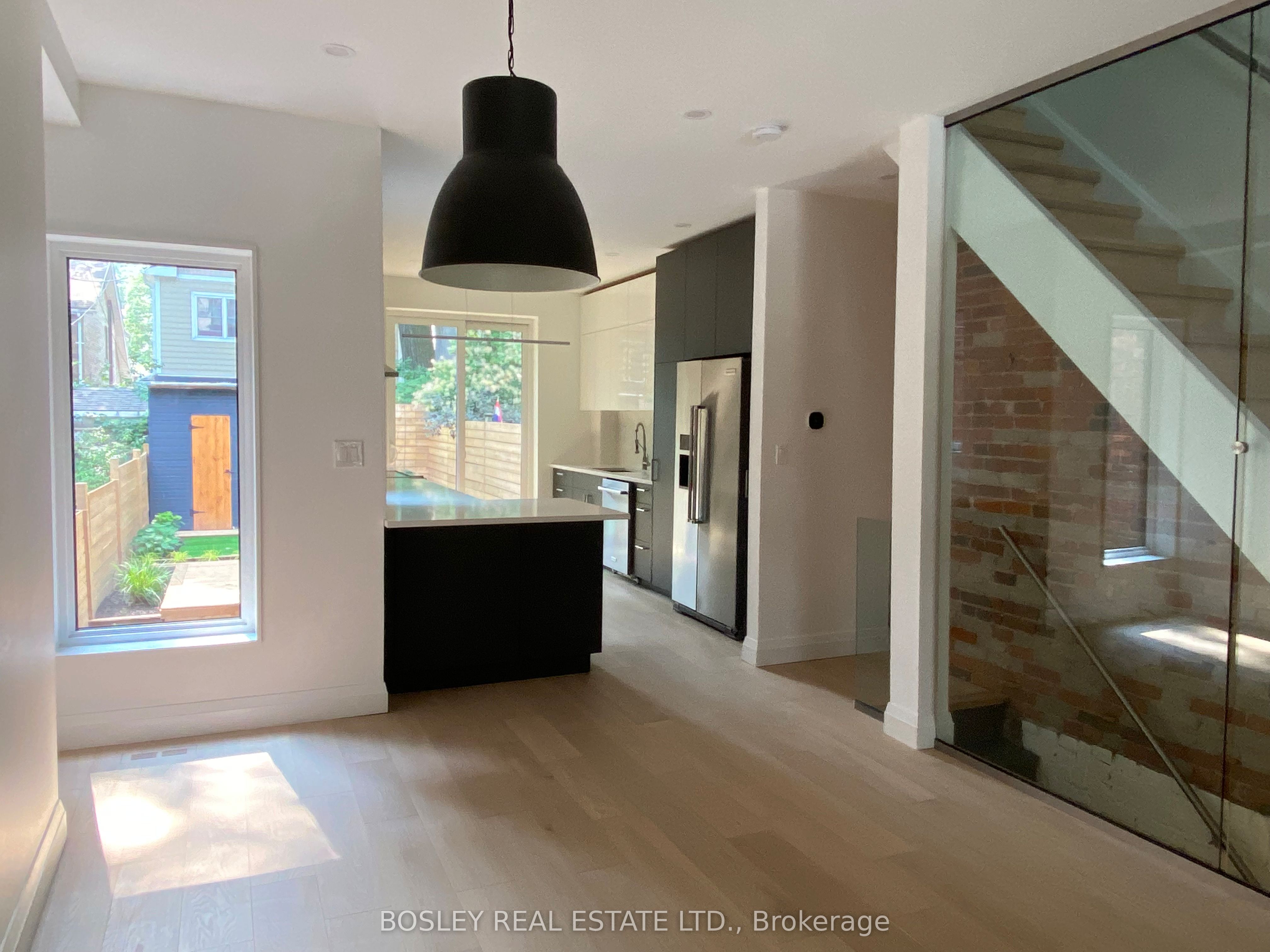 78 Kingsmount Park Road