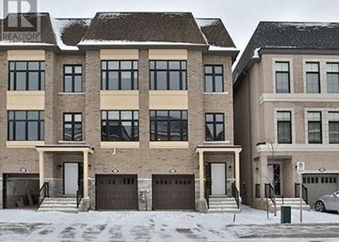 34 McGurran Lane Richmond Hill ON L4B 0G8