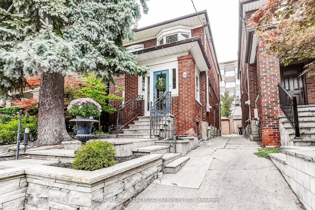 Photo of 16 Larkin Avenue, Toronto, ON M6S 1L8 (MLS # W12446936)