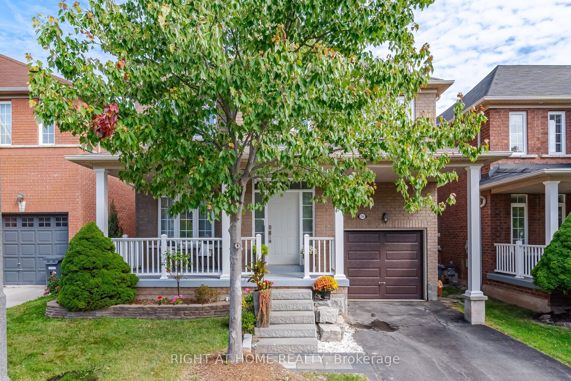 2249 Crestmont Drive