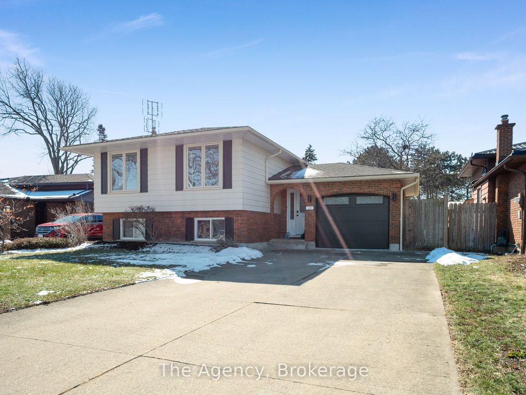 Photo of 68 Ziraldo Road, St. Catharines, ON L2N 6T1 (MLS # X12841126)