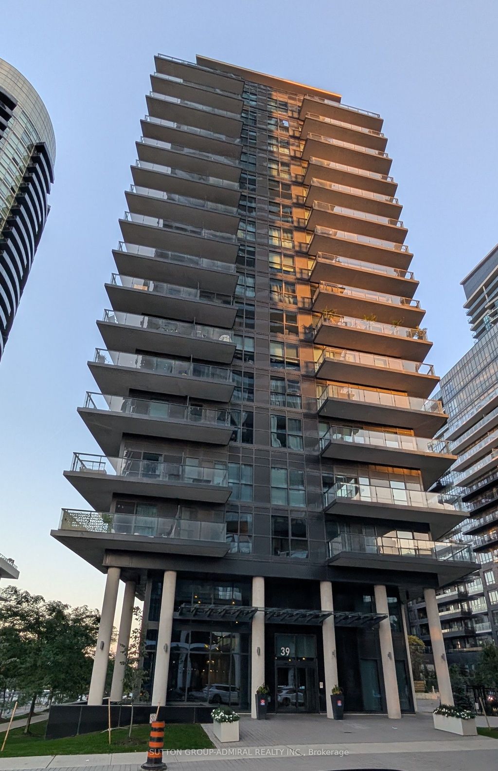 Photo of 39 Annie Craig Drive #PH12, Toronto, ON M8N 0H1 (MLS # W12445929)