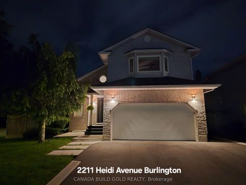 2211 Heidi Avenue N Burlington ON L7M 3W5