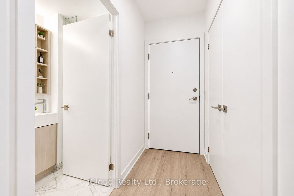 Photo of 252 Church Street #4012, Toronto, ON M5B 0E6 (MLS # C13543498)