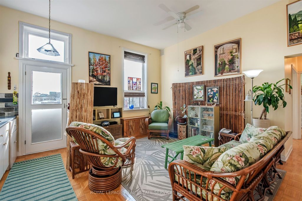 Photo of 2847 Dundas Street W #9, Toronto, ON M6P 1Y6 (MLS # W12564672)