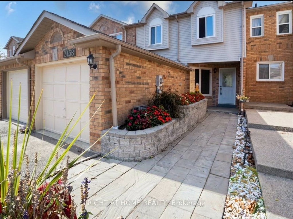 Photo of 2158 Ferguson Street, Innisfil, ON L9S 1X6 (MLS # N14096232)