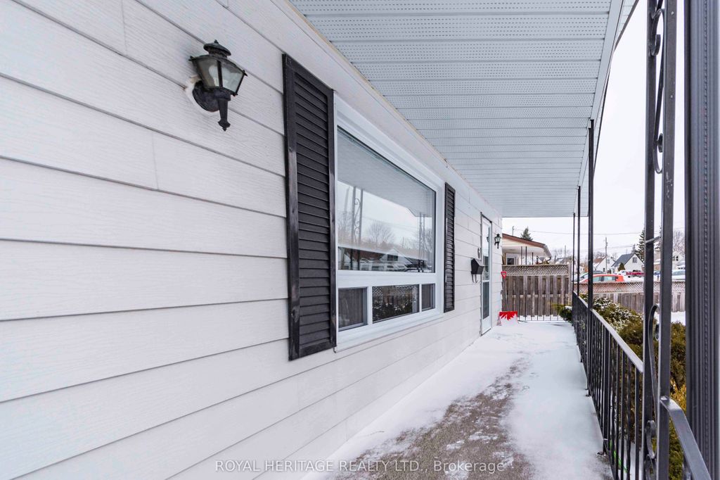 Photo of 6 Kerr Crescent, Quinte West, ON K8V 2W3 (MLS # X12653300)