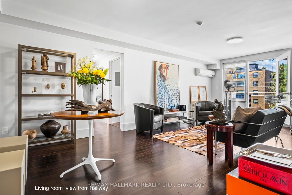 Photo of 2603 Bathurst Street #602, Toronto, ON M6B 2Z6 (MLS # C12166609)