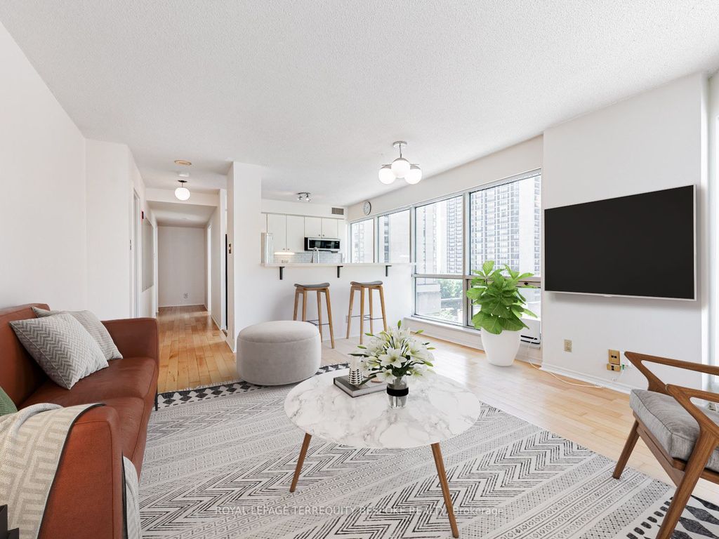 Photo of 10 Queens Quay W #811, Toronto, ON M5J 2R9 (MLS # C12320303)