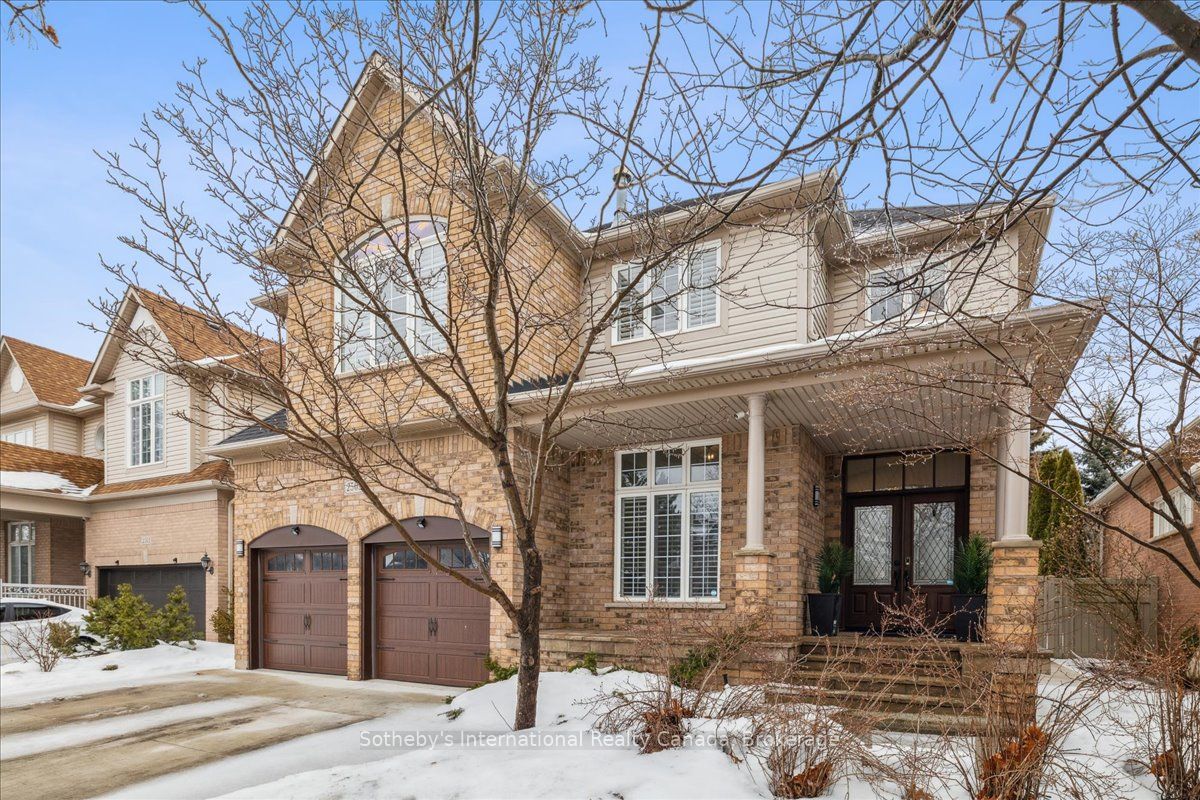 2509 Armour Crescent