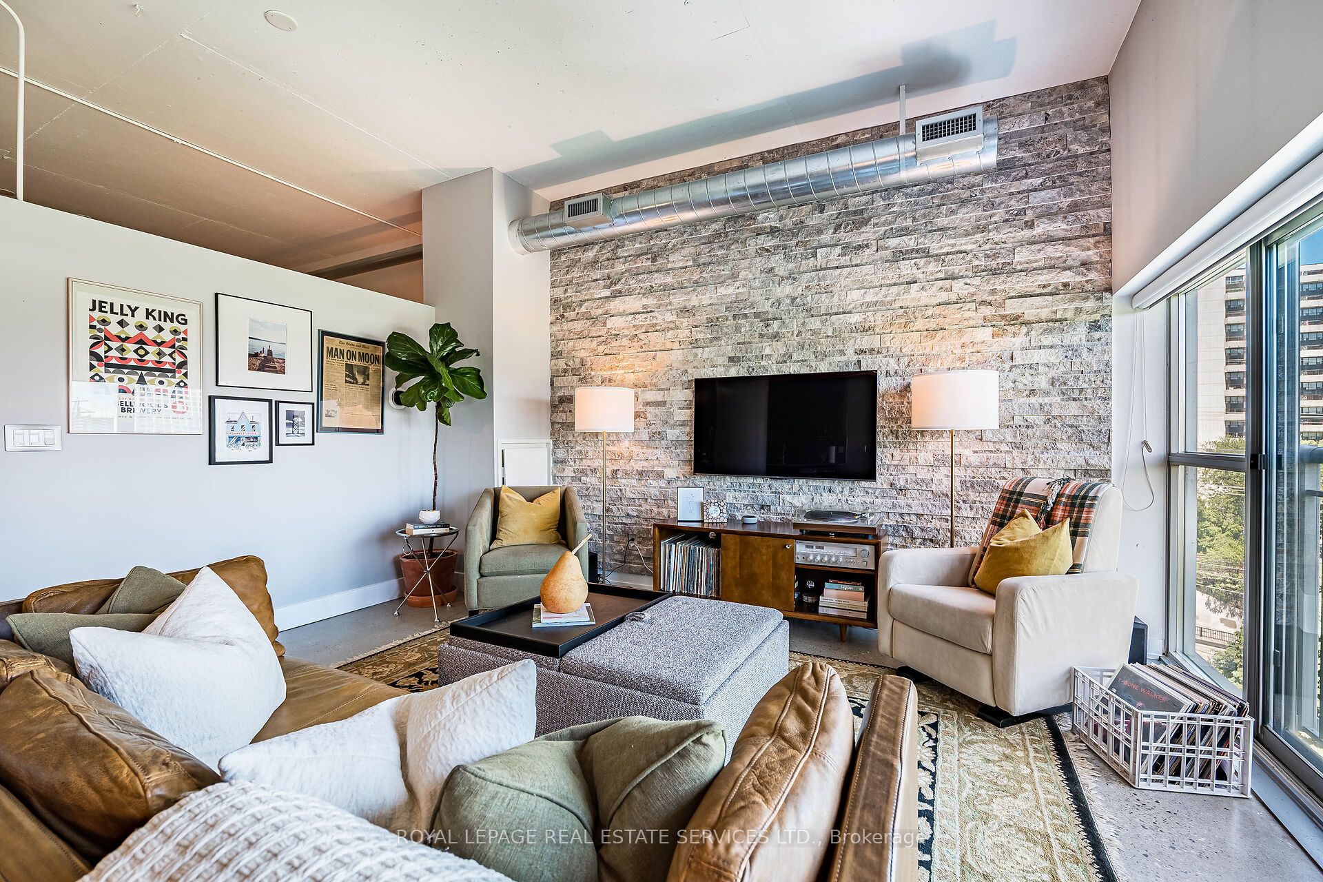 2 Fieldway Road 505