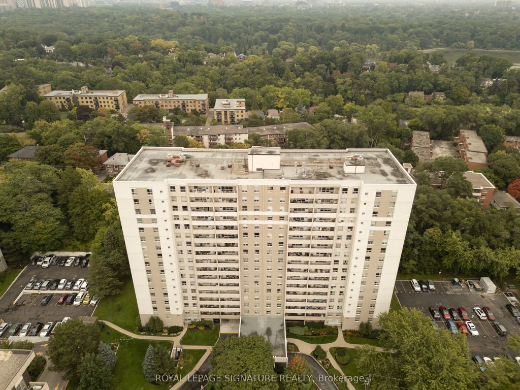 Photo of 45 Southport Street #1611, Toronto, ON M6S 3N5 (MLS # W12405581)