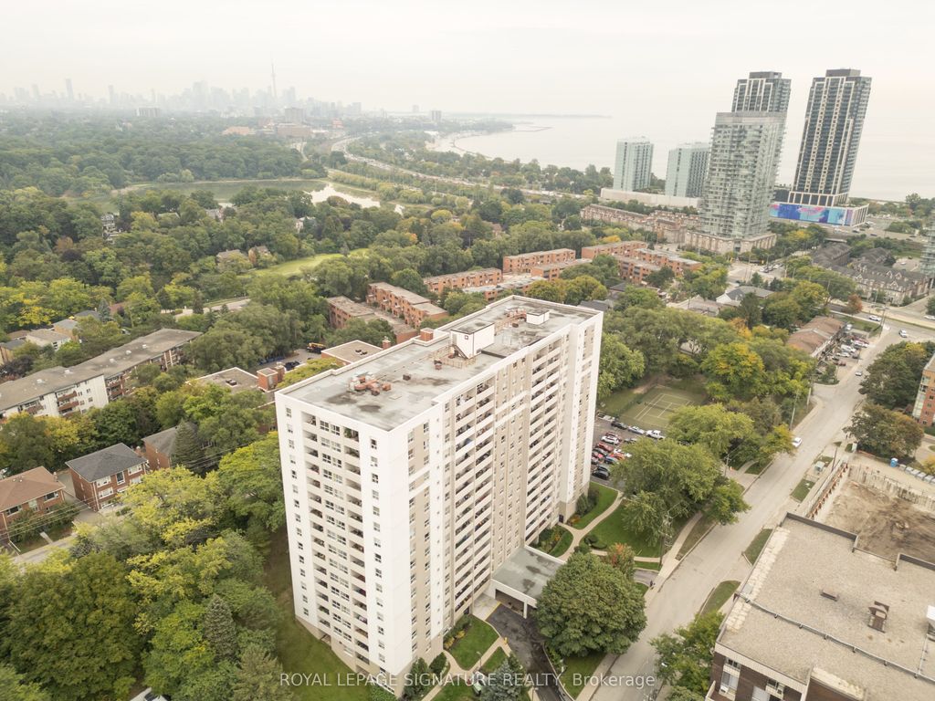 Photo of 45 Southport Street #1611, Toronto, ON M6S 3N5 (MLS # W12405581)