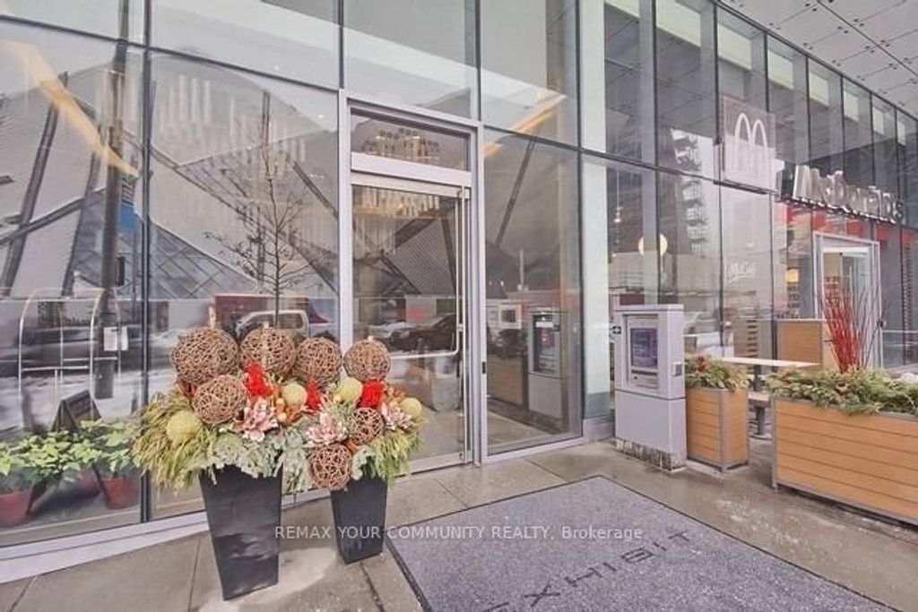 Photo of 200 Bloor Street W #2006, Toronto, ON M5S 1T8 (MLS # C13209856)