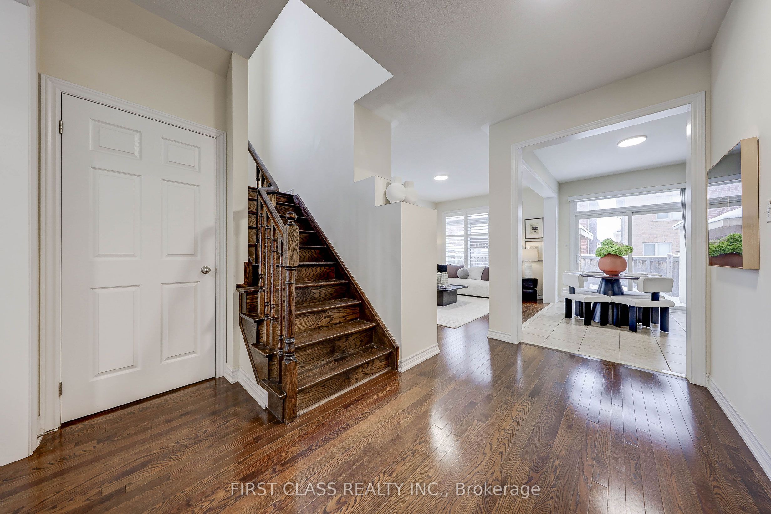 2 James Parrott Avenue