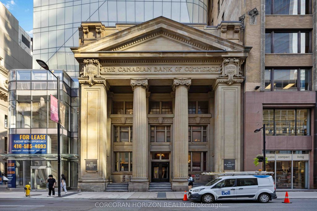 Photo of 197 Yonge Street #1411, Toronto, ON M5B 0C1 (MLS # C12422549)