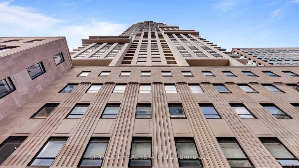 Photo of 88 Scott Street #1804, Toronto, ON M5E 0A9 (MLS # C13814594)