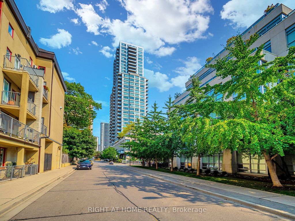 Photo of 500 Sherbourne Street #2604, Toronto, ON M4X 1L1 (MLS # C12593814)