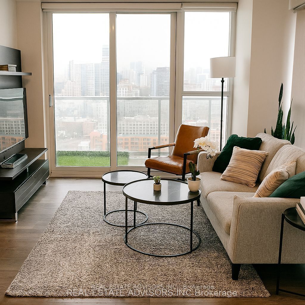 Photo of 15 Lower Jarvis Street #1812, Toronto, ON M5E 0C4 (MLS # C12762924)