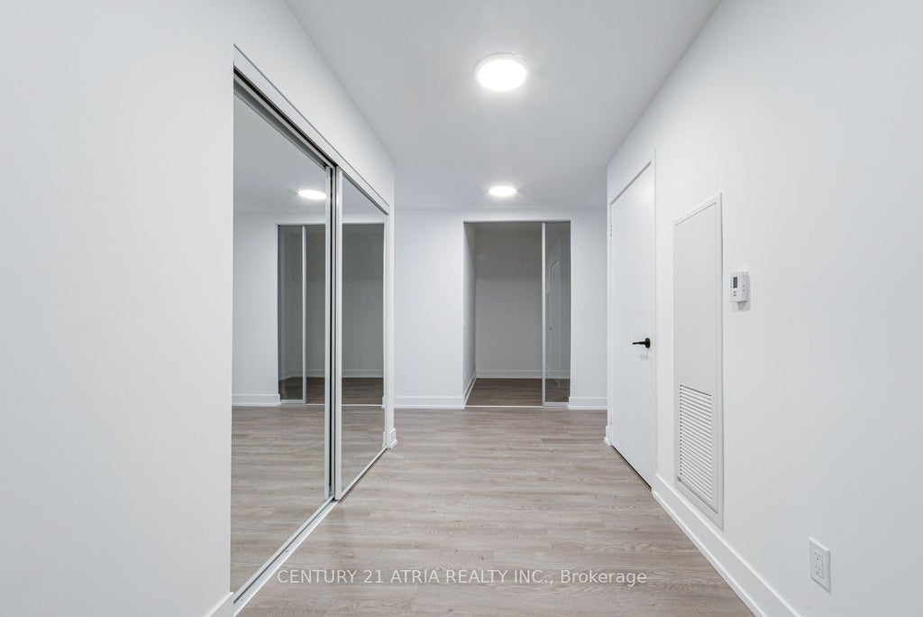 Photo of 308 Jarvis Street #819, Toronto, ON M5A 2P2 (MLS # C13511538)