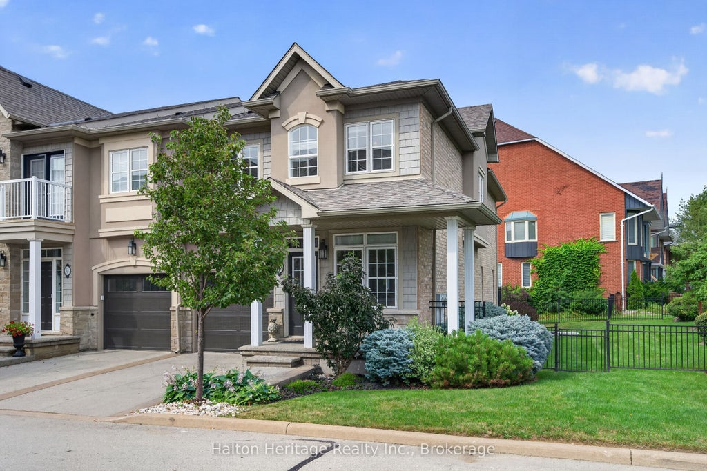 Photo of 31 Sunvale Place #8, Hamilton, ON L8E 4Z6 (MLS # X13698728)