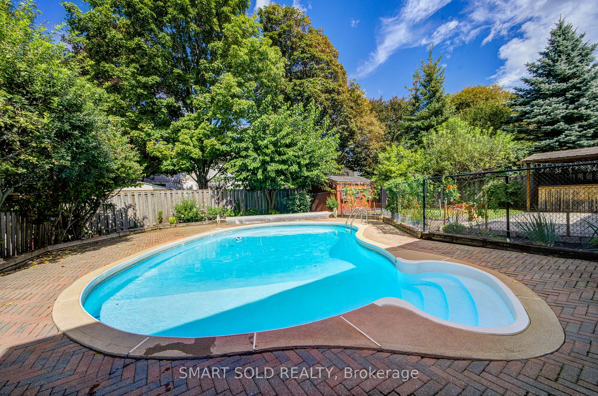 24 Hamilton Hall Drive