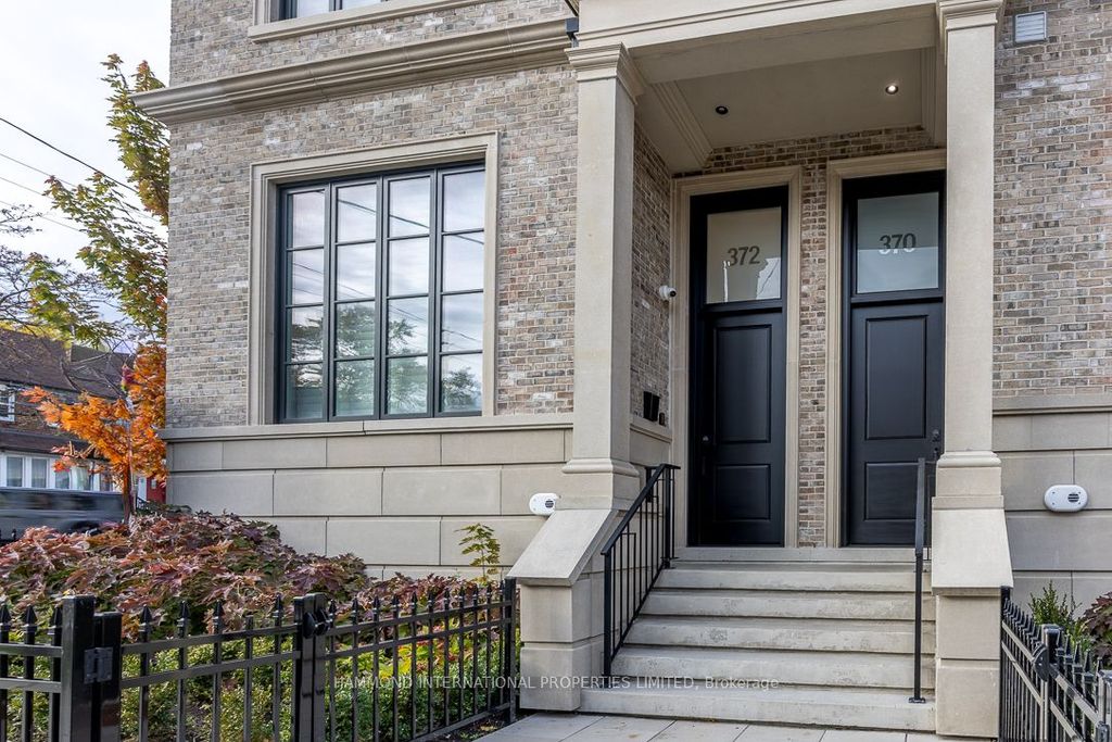 Photo of 372 Briar Hill Avenue, Toronto, ON M4R 1J2 (MLS # C12798166)