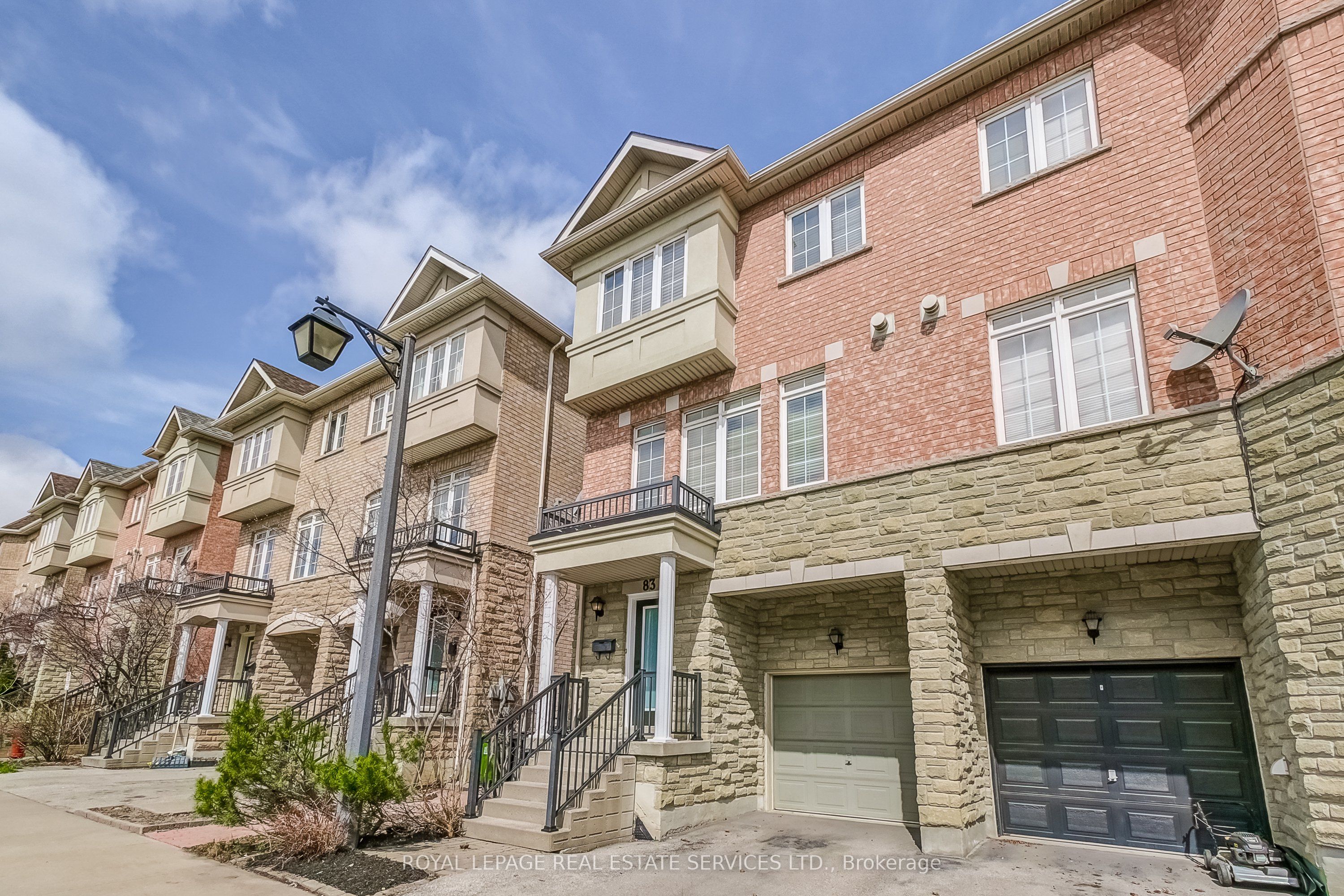 83 Ramage Lane