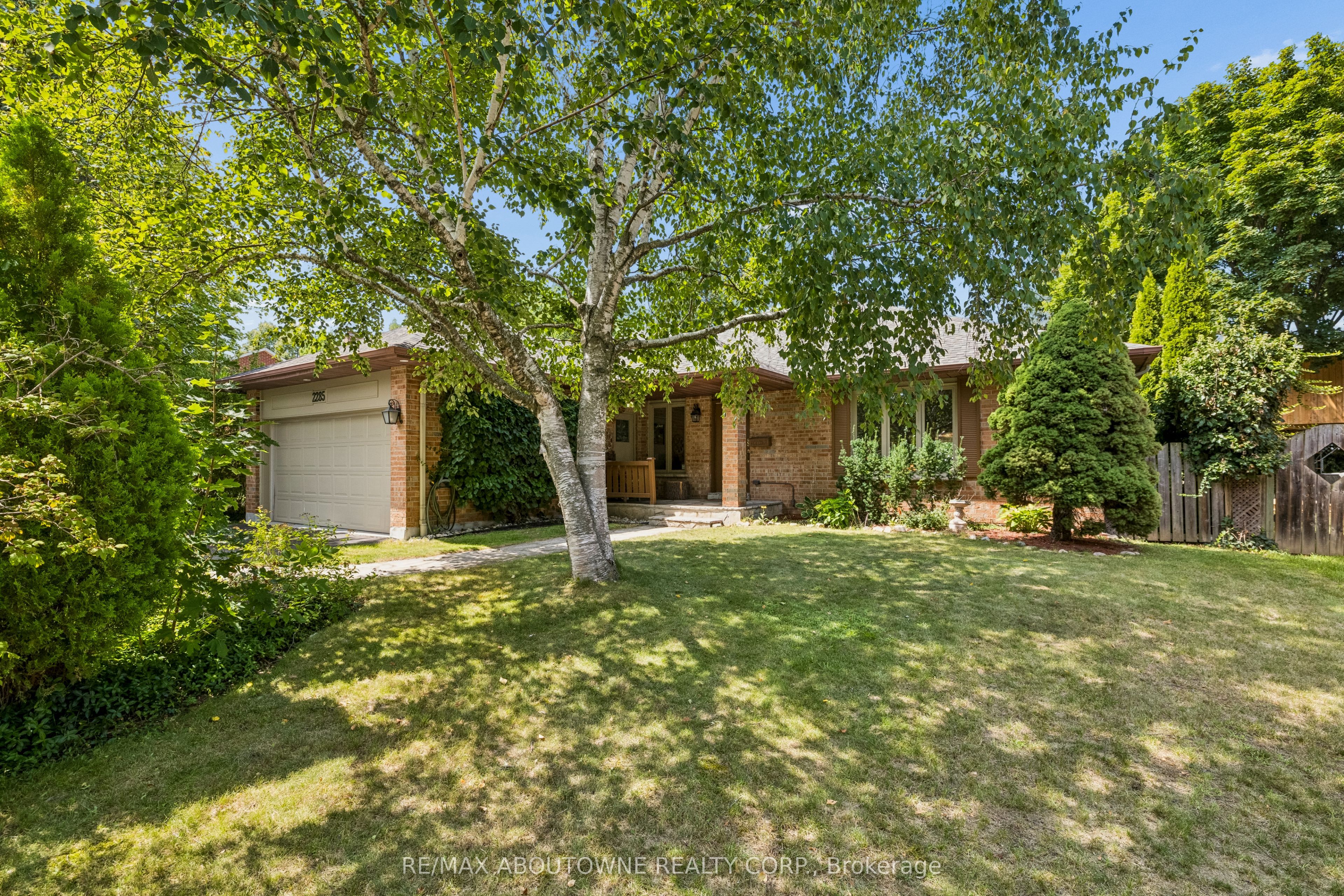 2285 Dunedin Road