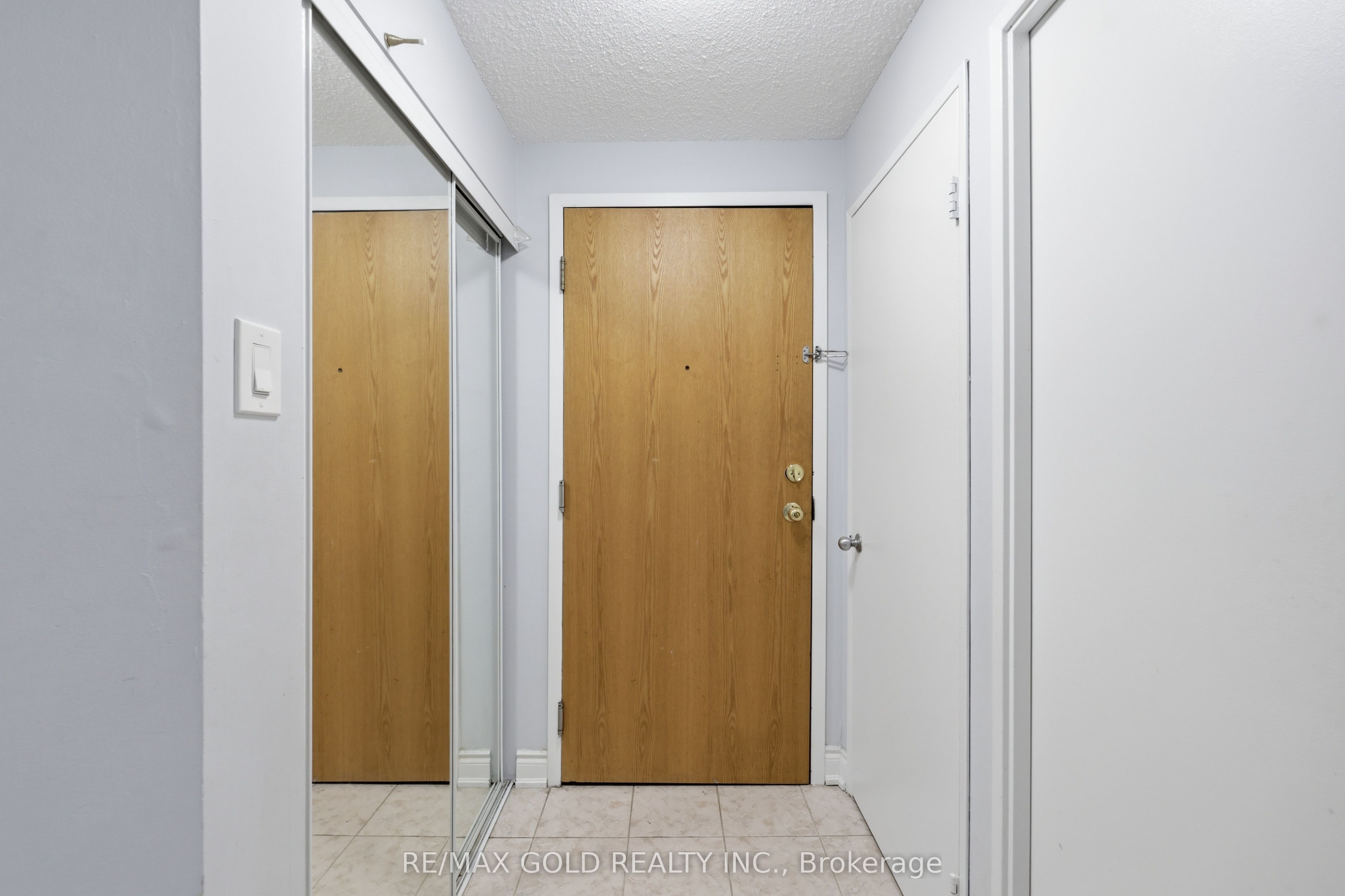 61 Markbrook Lane ph08