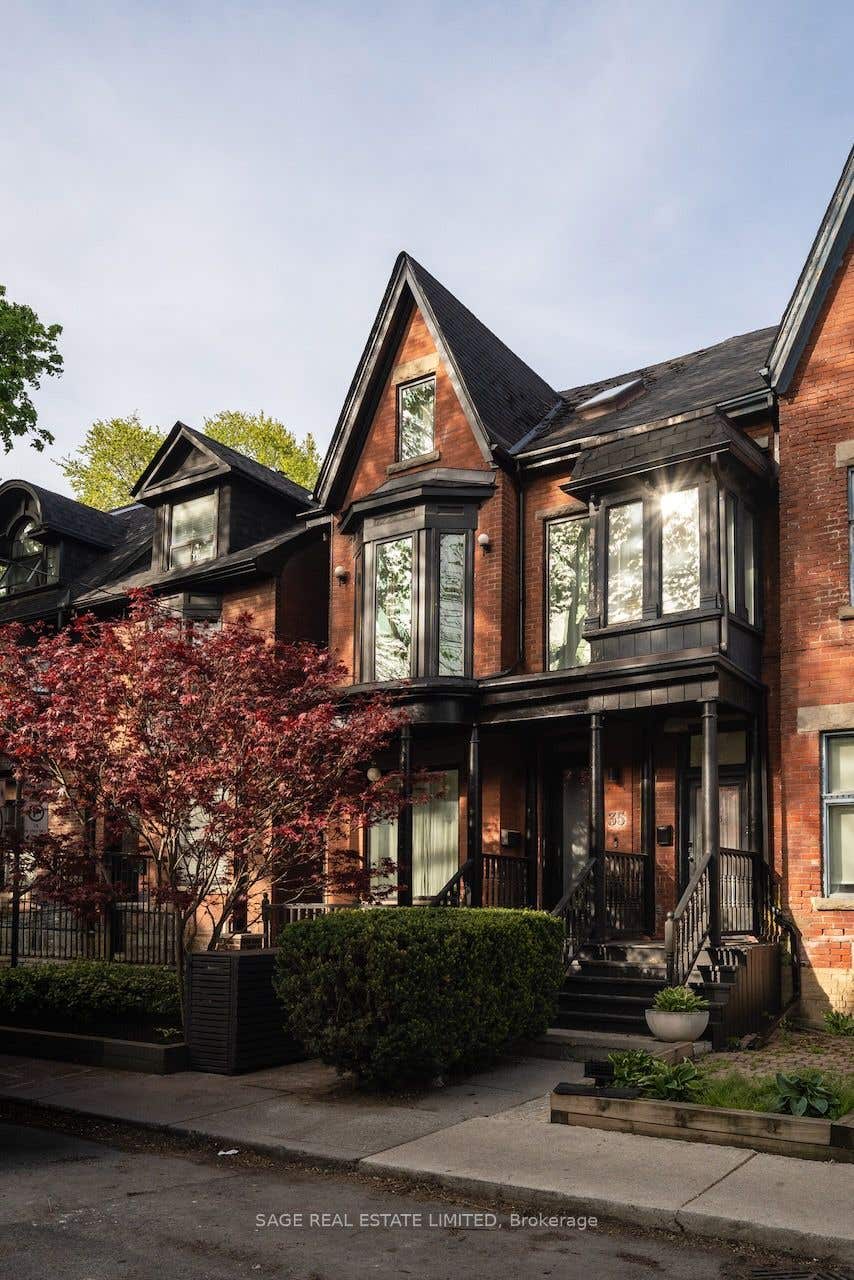 Photo of 35 Grant Street, Toronto, ON M4M 2H6 (MLS # E13236532)