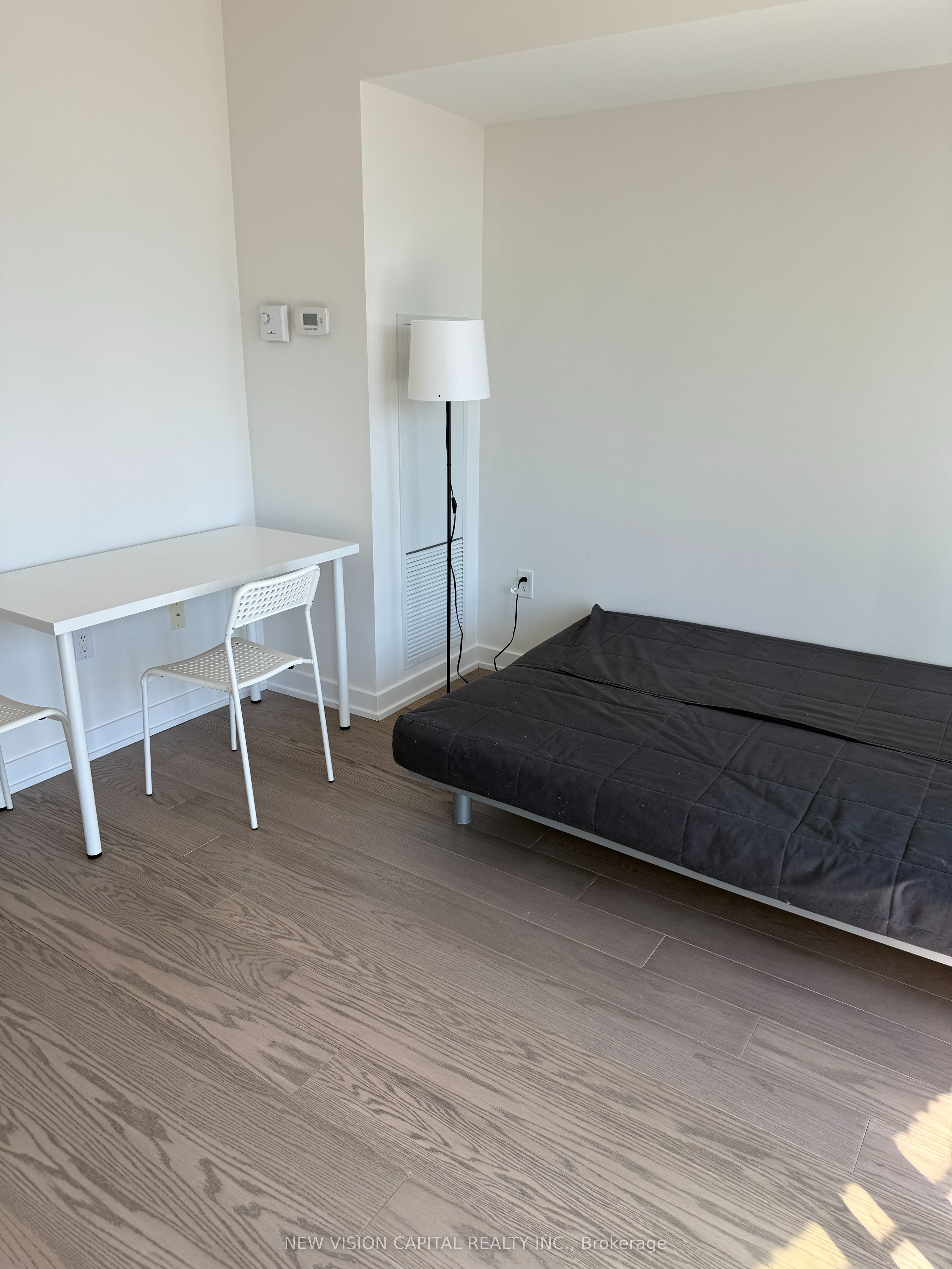 11 Wellesley Street W 1312