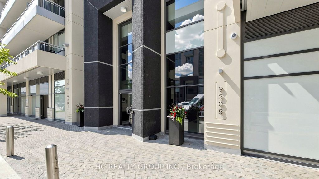 Photo of 9205 Yonge Street #907, Richmond Hill, ON L4C 1V5 (MLS # N13017974)