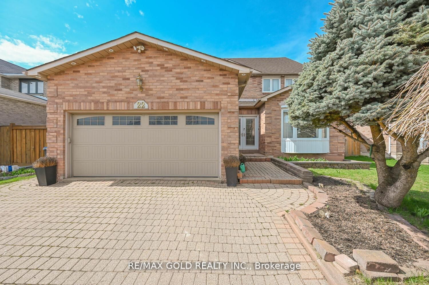 22 Strangway Court