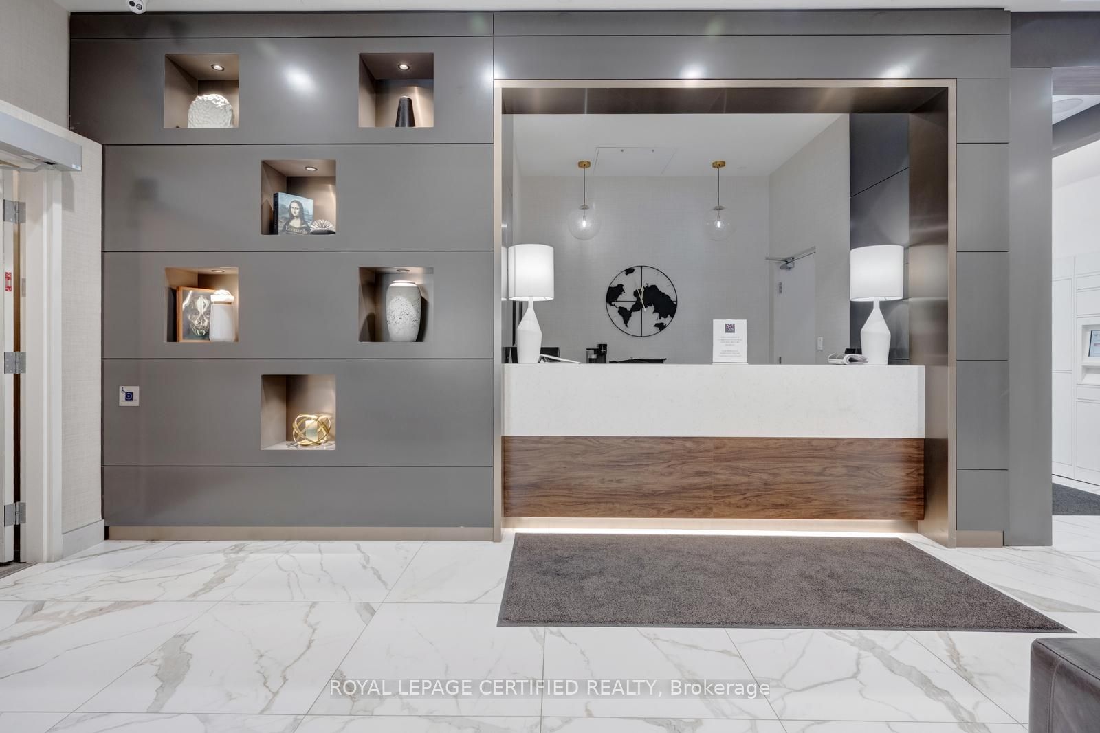 1050 Main Street E 114