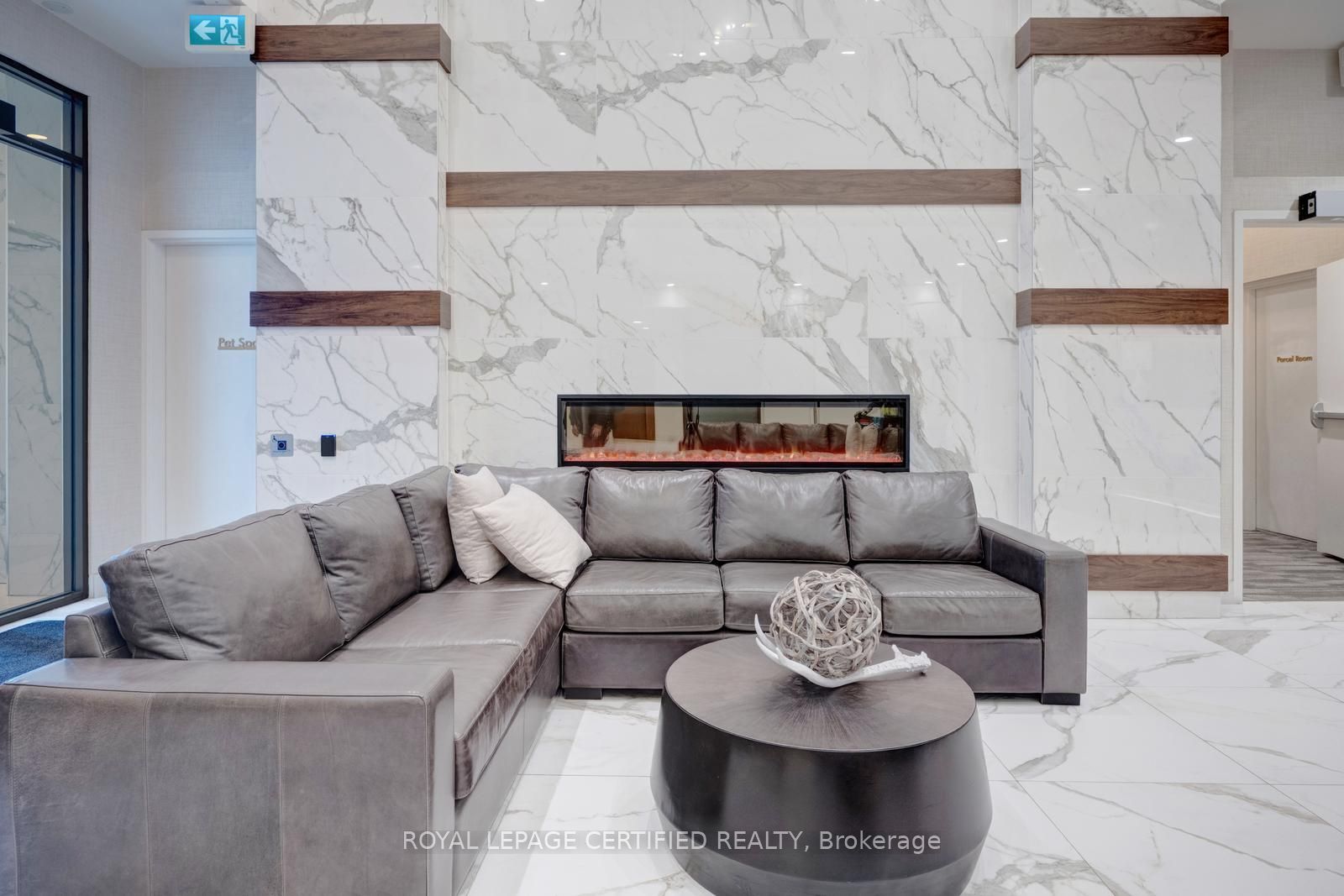 1050 Main Street E 114