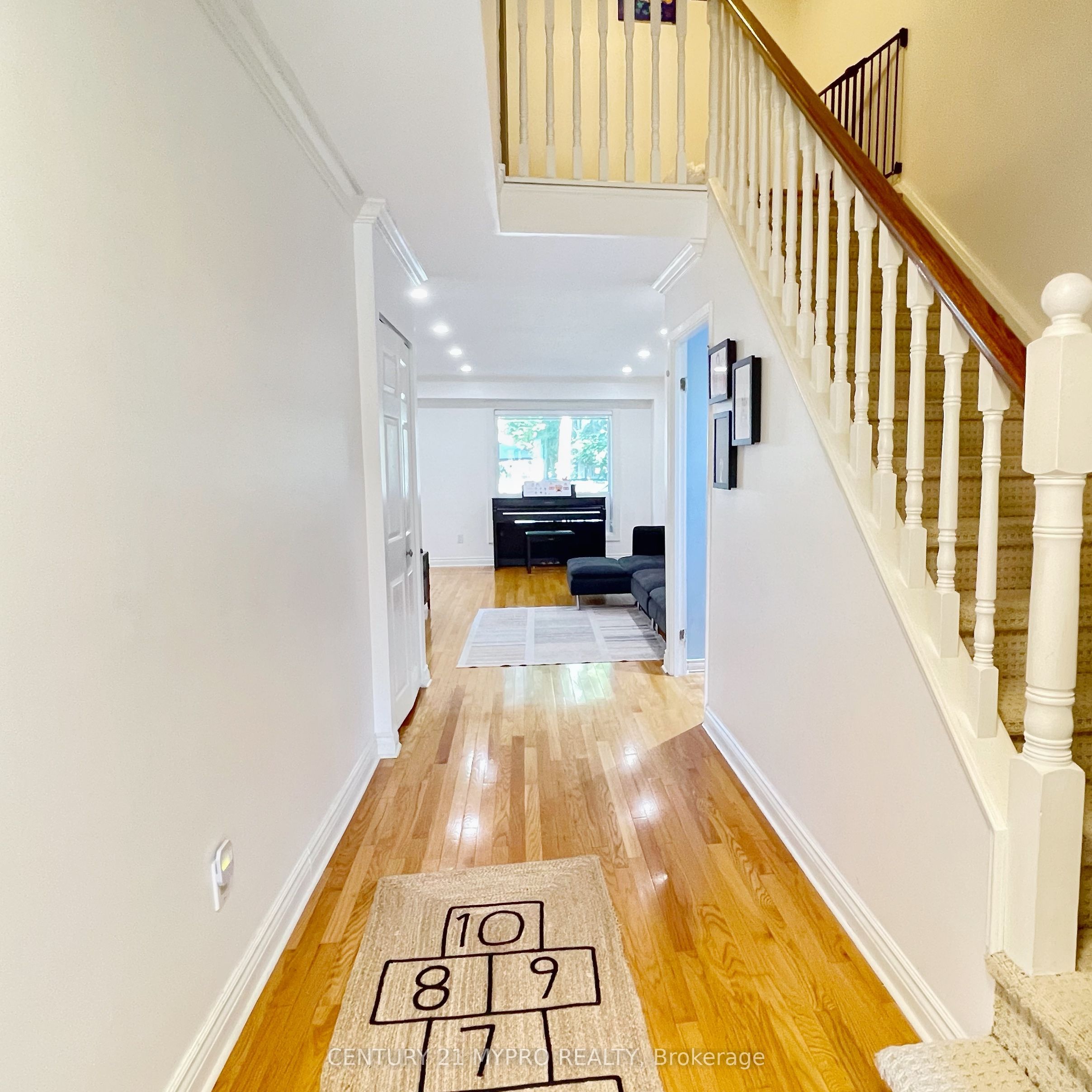 58 Knightsbridge Way