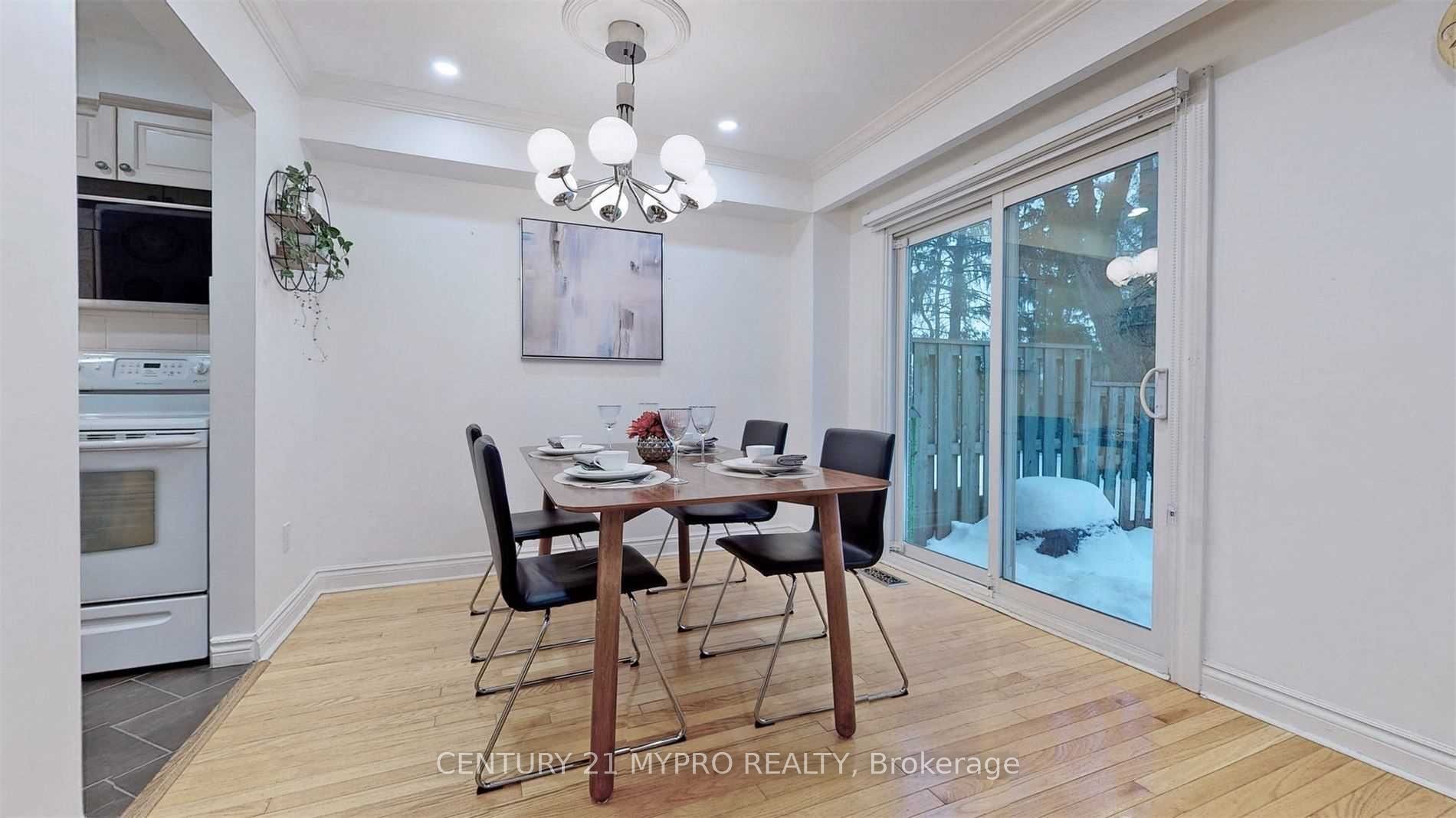 58 Knightsbridge Way