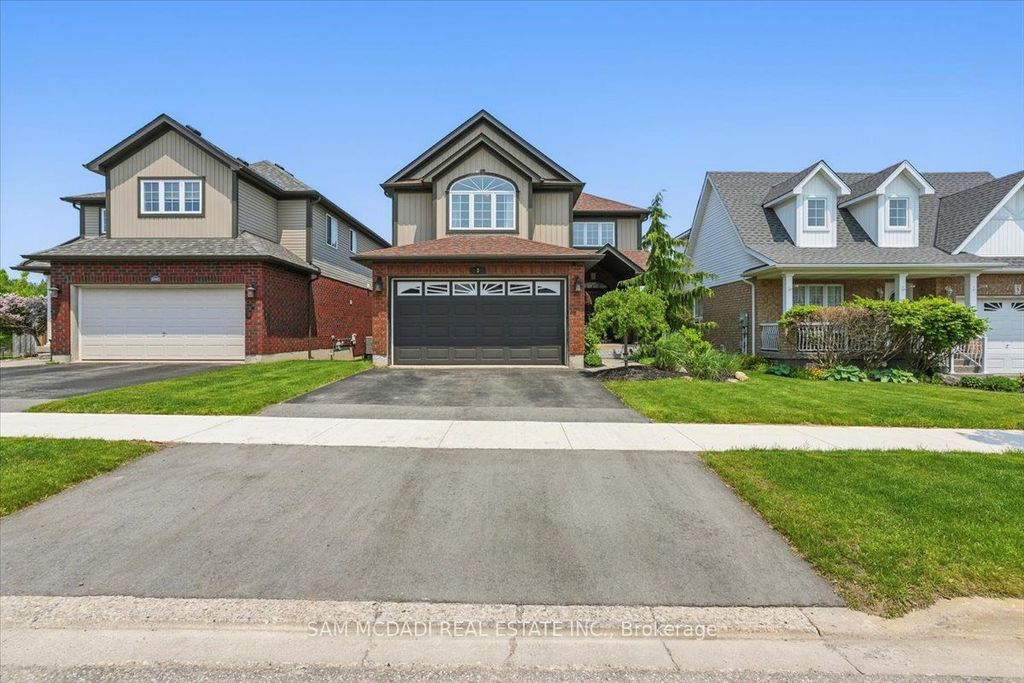 Photo of 3 Maude Court, Orangeville, ON L9W 0A3 (MLS # W12452438)