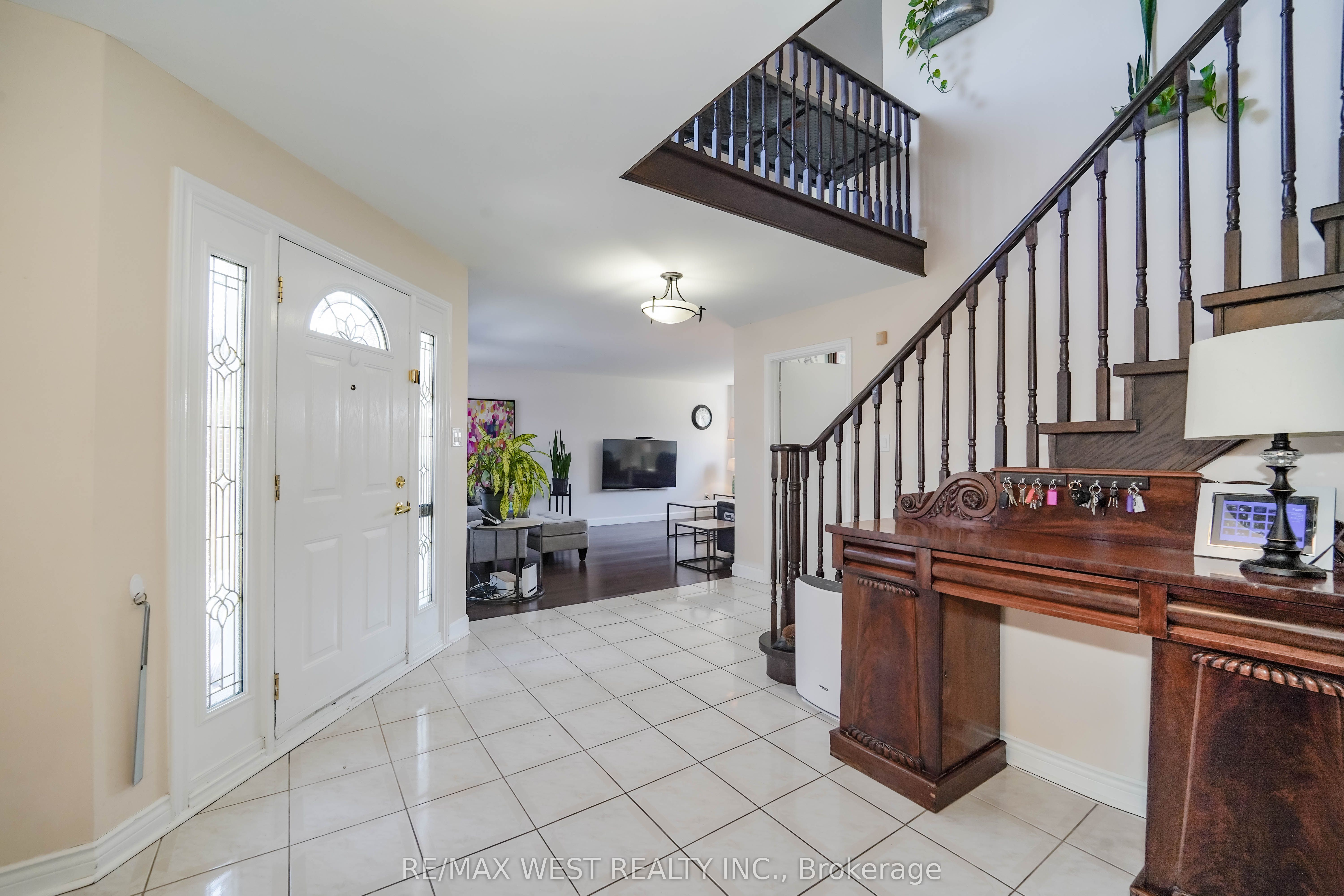 4296 Claypine Rise